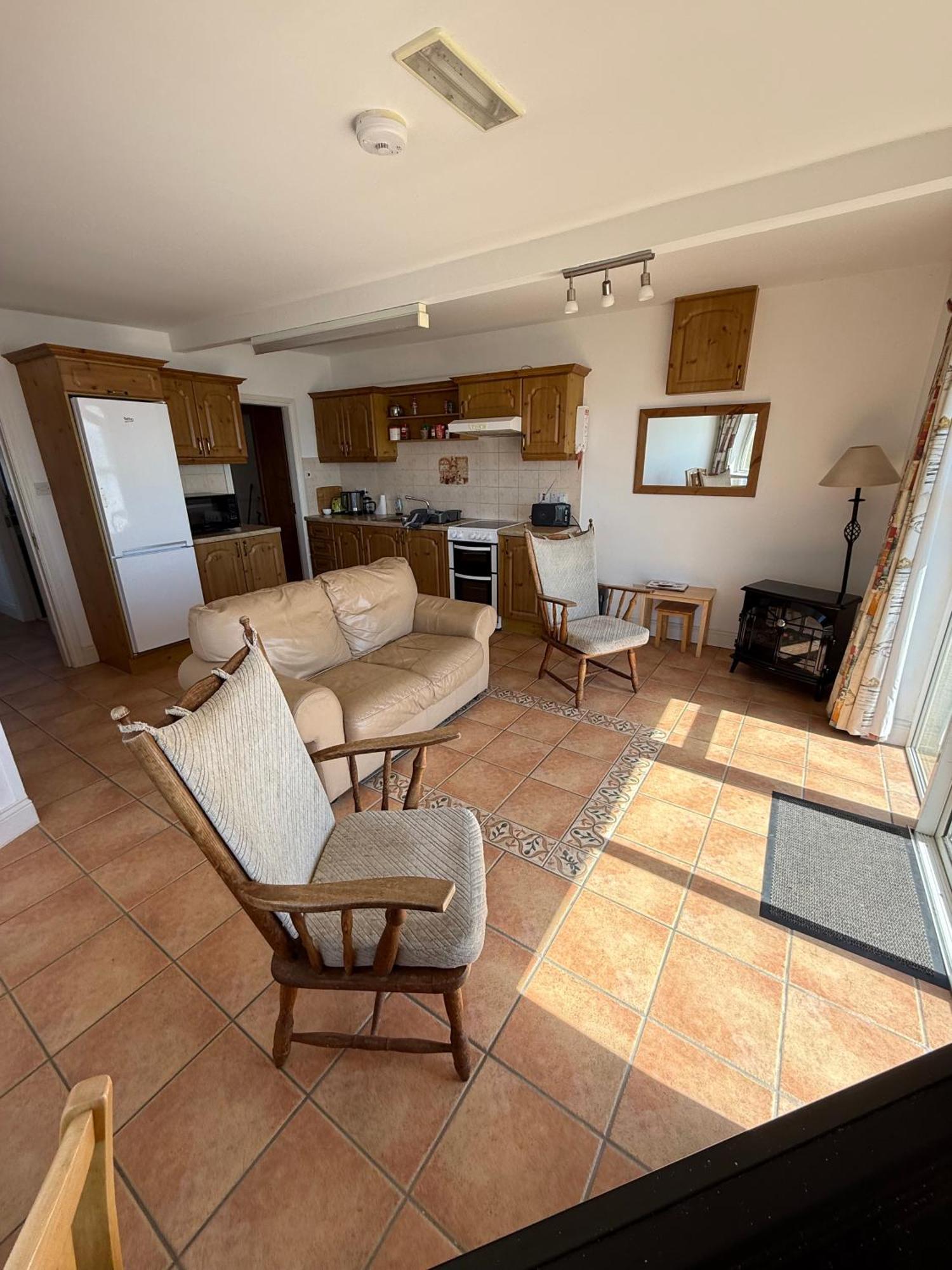 באליהייג Oneills Apartments מראה חיצוני תמונה