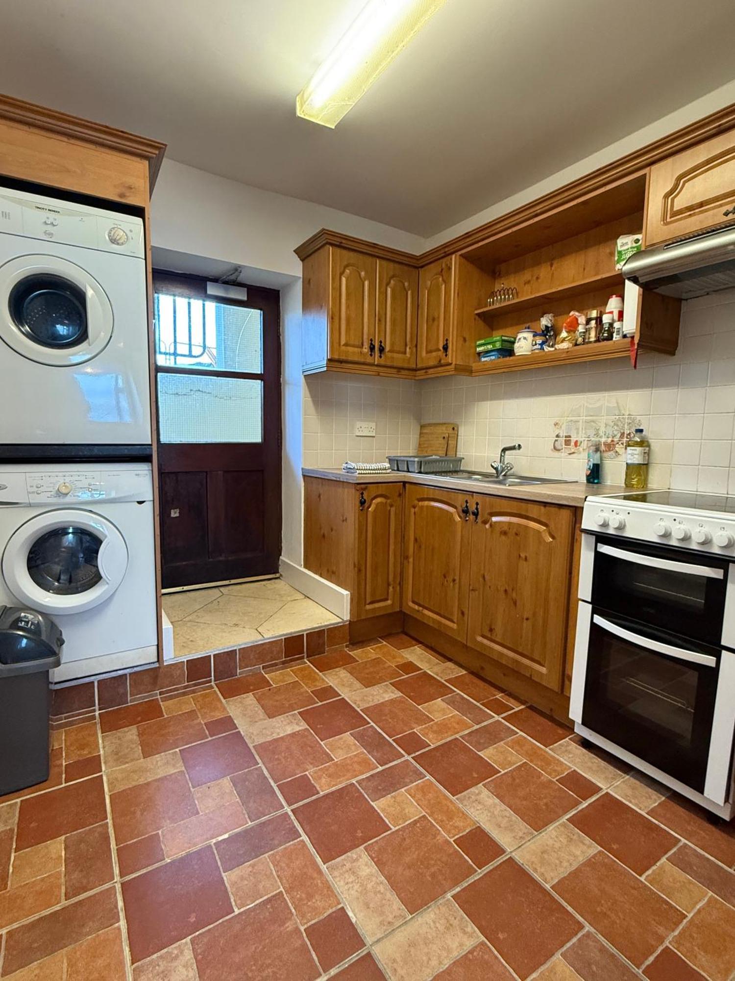 באליהייג Oneills Apartments מראה חיצוני תמונה
